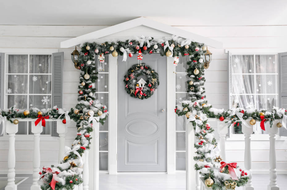 Wie schmücken Sie Ihre Tür zu Weihnachten?