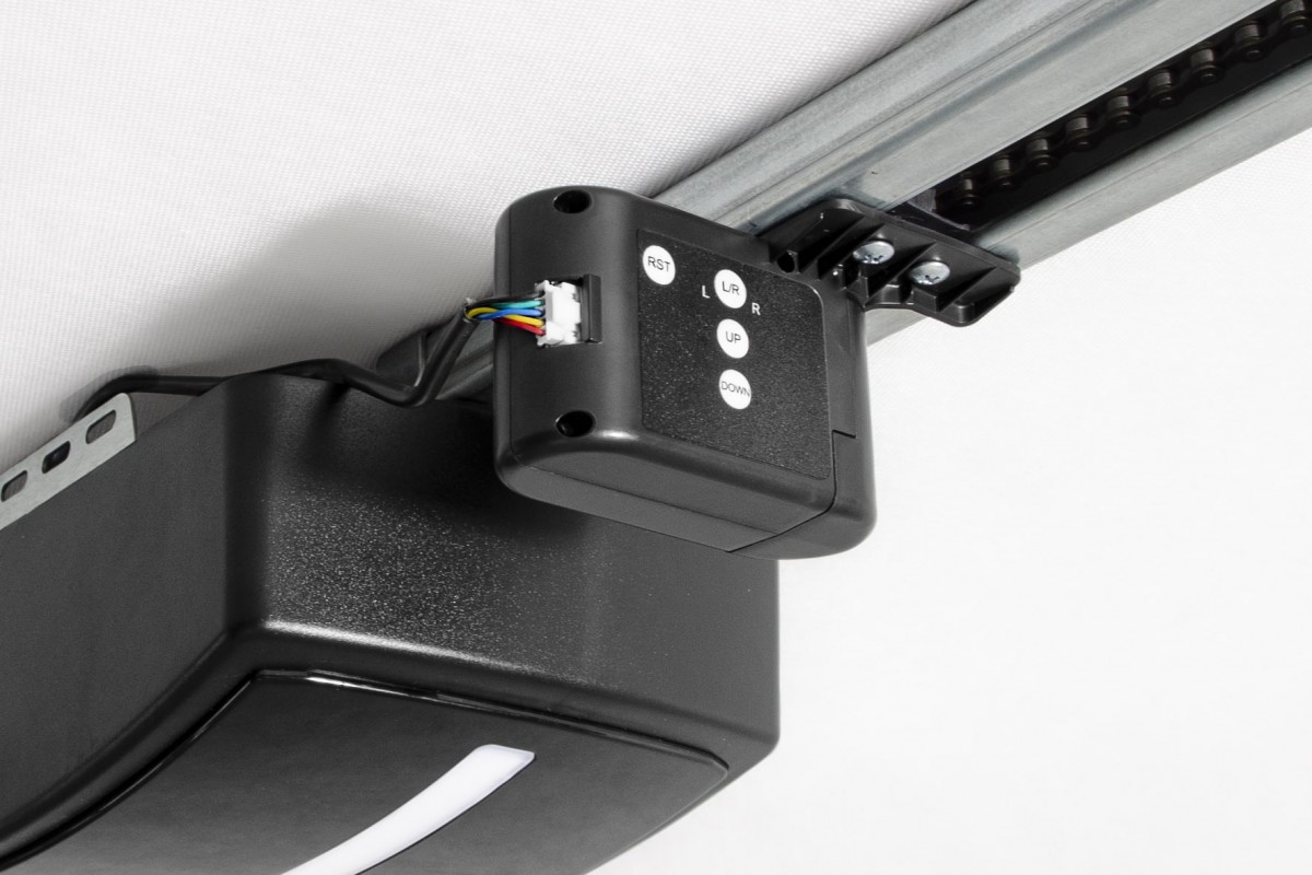 Smartes Garagentor zum Standardpreis? Mit INFINITI ist das möglich