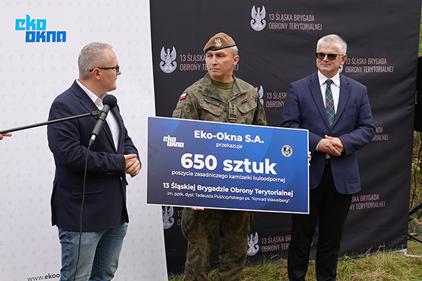 Spoločnosť Eko-Okna odovzdala vybavenie pre vojakov Teritoriálnej obrany Poľskej republiky